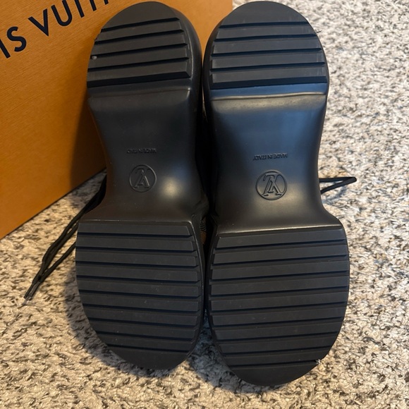 - Louis Vuitton LV Archlight Black - Picture 6 of 7